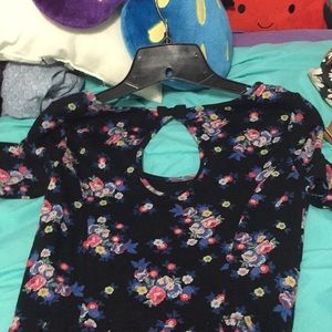 LC Lauren Conrad Dresses - NWOT: floral dress with keyhole LC Lauren Conrad Dresses - NWOT: floral dress with keyhole